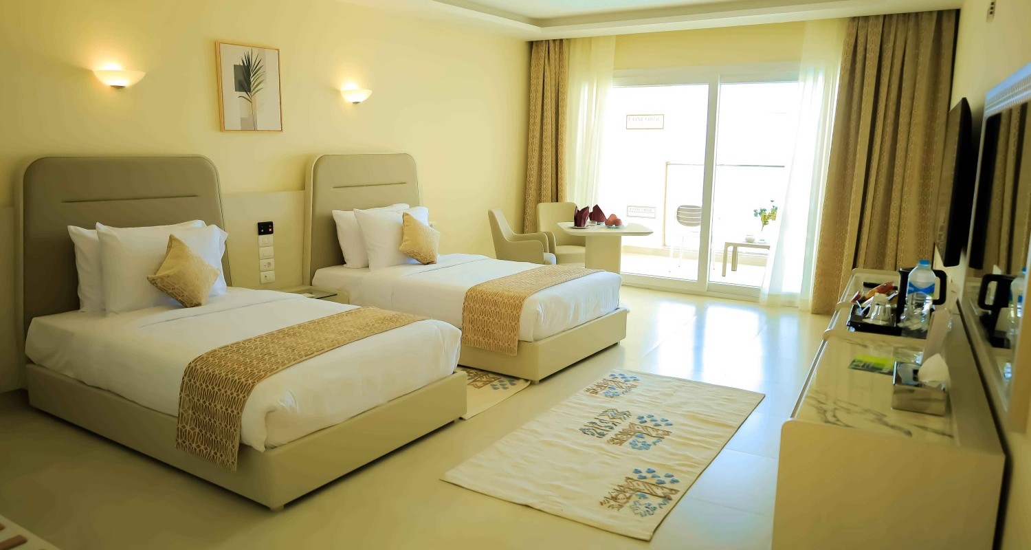 Premium-Double-Beach-Front-Room-Opt